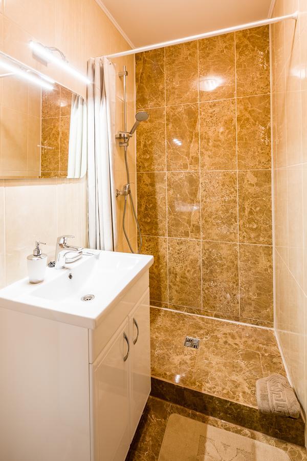 Onlviv Apartments Teatralna 23 Экстерьер фото