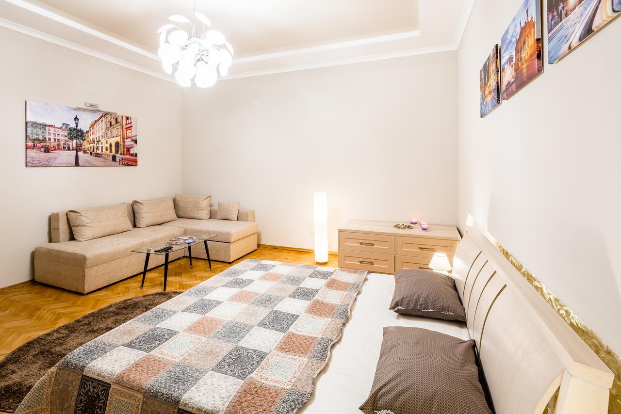 Onlviv Apartments Teatralna 23 Экстерьер фото
